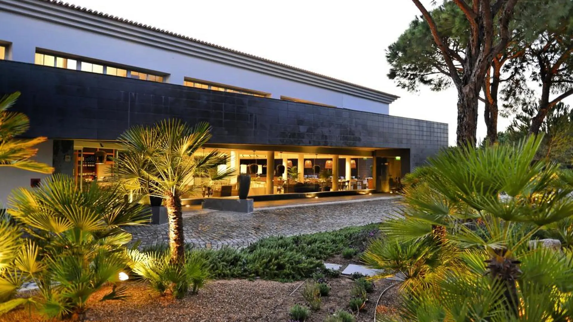 Octant Praia Verde Hotel