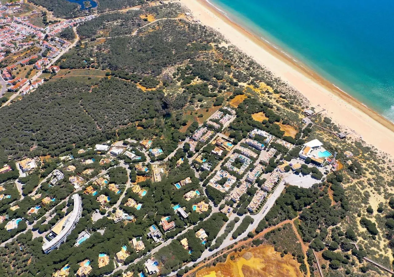 Octant Praia Verde 4*,